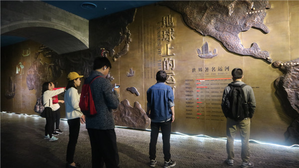 语言与认知研究中心支部活动 (2).jpg